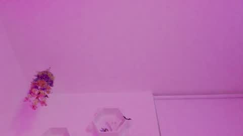 Snapshot of saray2312 chatting on 16, 10, 2025 Saray  online show from 16, 10, 2025