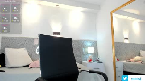 Snapshot of saray_cum chatting on 15, 1, 2025 saray online show from 15, 1, 2025