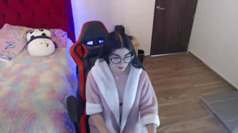 saray online show from 15, 4, 2026