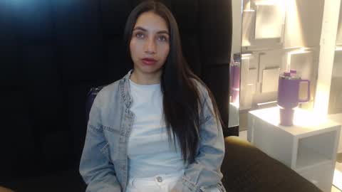 Snapshot of saray_pink chatting on 14, 1, 2026 Saray Pink online show from 14, 1, 2026