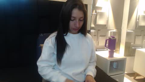 Snapshot of saray_pink chatting on 15, 1, 2026 Saray Pink online show from 15, 1, 2026