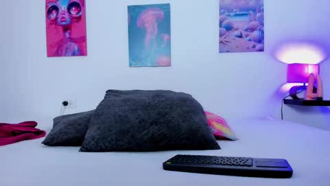 saray 18 online show from 3, 10, 2025