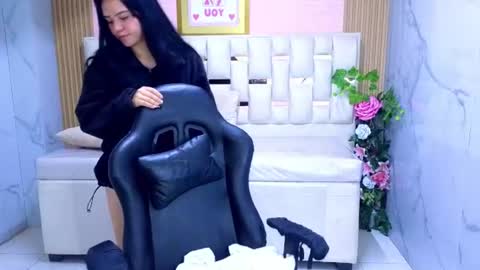 Snapshot of sarita_09_s chatting on 14, 7, 2026 Sara online show from 14, 7, 2026