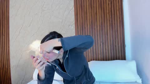 Snapshot of sarita_alexis chatting on 23, 2, 2026 SARIYA Y ALEXIS online show from 23, 2, 2026