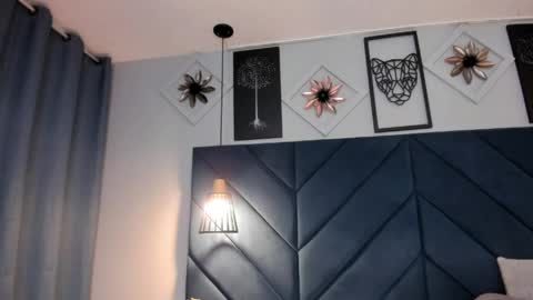 Sara  online show from 1, 4, 2026