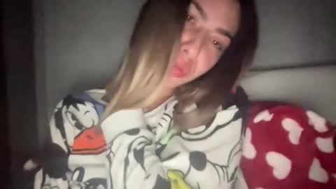 Sarrah online show from 6, 11, 2025