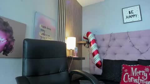 Snapshot of sasha__blaze chatting on 14, 12, 2025 Sasha online show from 14, 12, 2025