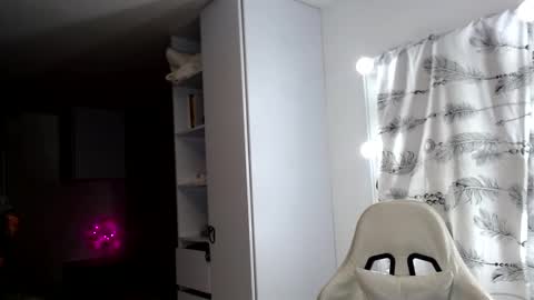 yesica online show from 22, 2, 2025