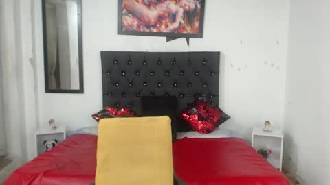 sasha maturee online show from 21, 2, 2025