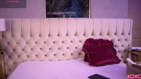 Snapshot of sashaferrera chatting on 25, 10, 2025 Dennise online show from 25, 10, 2025