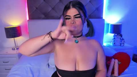 selene  online show from 21, 2, 2025