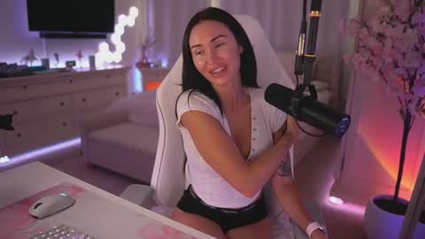 sashawest_official online show from 21, 7, 2026
