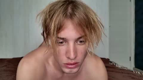 Snapshot of sashenkka chatting on 5, 7, 2026 Sasha -- online show from 5, 7, 2026