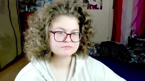 .Alexandra online show from 23, 10, 2025