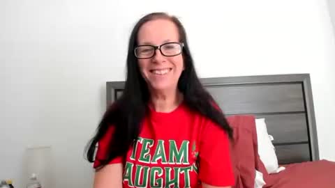 Sassiest Peach Goddess online show from 28, 11, 2025