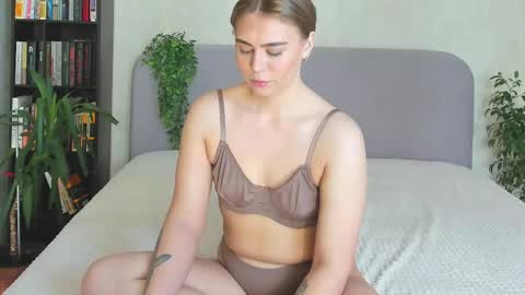 Sassy online show from 11, 10, 2025