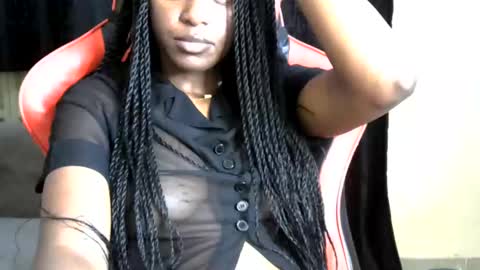 Snapshot of sassy_lyne chatting on 11, 5, 2026 sassy_lyne online show from 11, 5, 2026