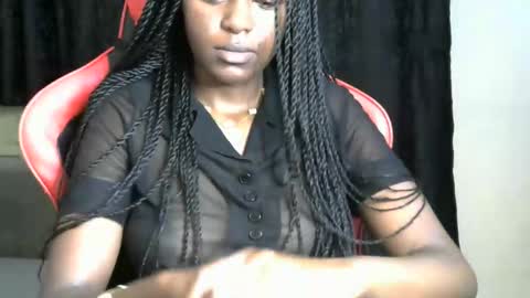 Snapshot of sassy_lyne chatting on 12, 5, 2026 sassy_lyne online show from 12, 5, 2026