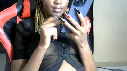 Snapshot of sassy_lyne chatting on 2, 6, 2026 sassy_lyne online show from 2, 6, 2026