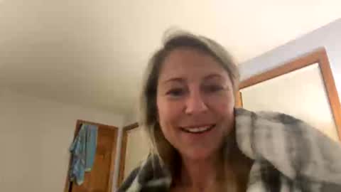 Snapshot of sassyella chatting on 23, 10, 2025 Sassyella online show from 23, 10, 2025