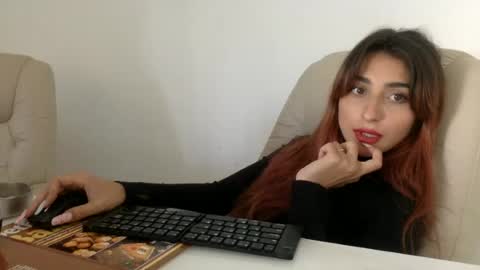 sassykitttykat online show from 21, 7, 2026