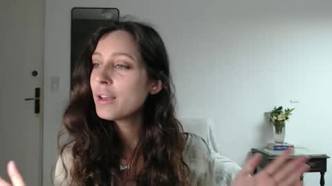 Lilah online show from 3, 12, 2025