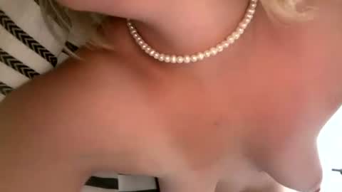 sassysquirtsmmm online show from 11, 7, 2026