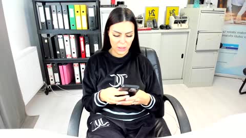 Snapshot of sassytiff chatting on 26, 9, 2025 sassytiff online show from 26, 9, 2025