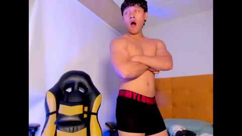 Snapshot of sasuke_uchiha12 chatting on 1, 2, 2025 Evans Williams online show from 1, 2, 2025