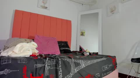 Snapshot of satsu_u chatting on 12, 3, 2025 SATSU u online show from 12, 3, 2025