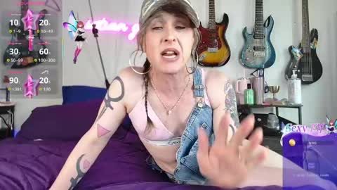 Saturn Girl online show from 8, 6, 2026