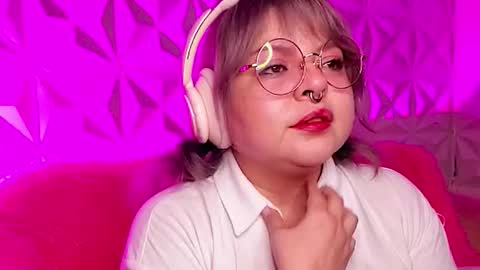 Gina George online show from 30, 10, 2025