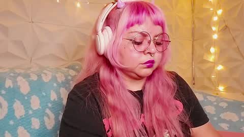 Gina George online show from 24, 5, 2026