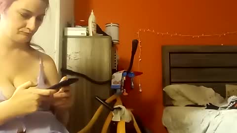 Snapshot of saucybear666 chatting on 29, 1, 2025 SnowBunny online show from 29, 1, 2025