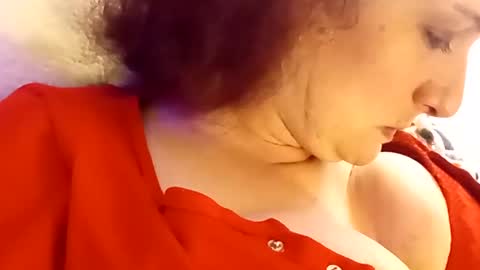 Snapshot of saucybear666 chatting on 13, 2, 2025 SnowBunny online show from 13, 2, 2025