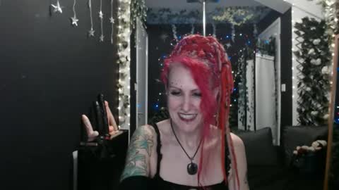 SaucySky online show from 21, 2, 2025