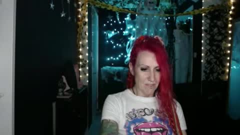 SaucySky online show from 13, 10, 2025