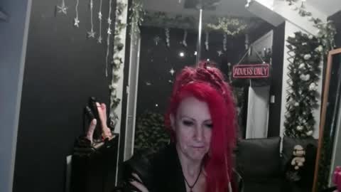 SaucySky online show from 15, 2, 2026