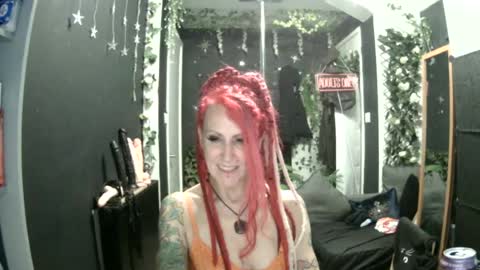 Snapshot of saucysky chatting on 28, 6, 2026 SaucySky online show from 28, 6, 2026
