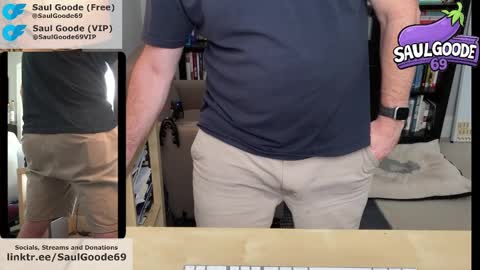 Snapshot of saulgoode69 chatting on 9, 9, 2025 Saul Goode online show from 9, 9, 2025