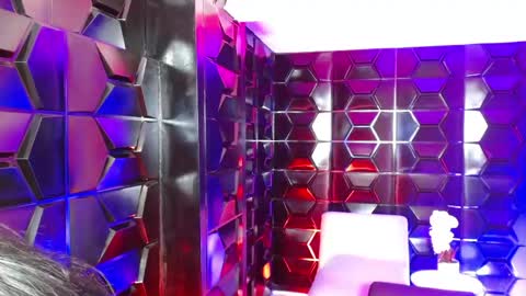 Snapshot of sauvage_lilith chatting on 20, 5, 2026 lilith online show from 20, 5, 2026