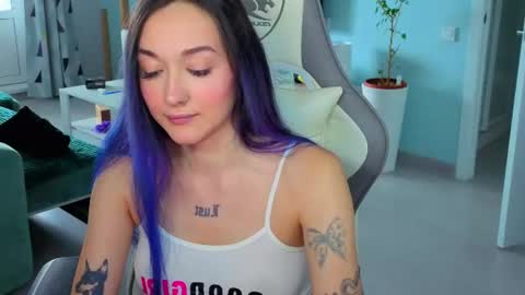 Snapshot of savage_lust_ chatting on 12, 6, 2026 Ariel online show from 12, 6, 2026