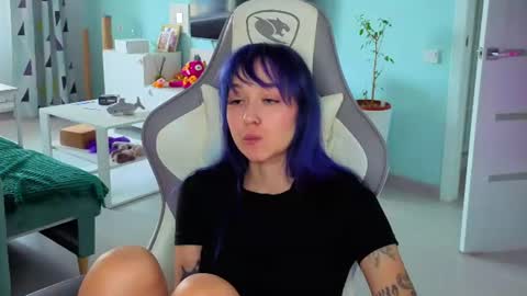 Snapshot of savage_lust_ chatting on 7, 7, 2026 Ariel online show from 7, 7, 2026