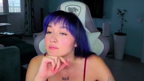 Snapshot of savage_lust_ chatting on 4, 8, 2026 Ariel online show from 4, 8, 2026