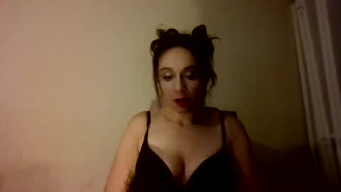 Snapshot of savagerager chatting on 9, 11, 2025 SavageRager online show from 9, 11, 2025