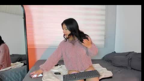 Snapshot of savannah_cameron chatting on 14, 10, 2025 Savannah online show from 14, 10, 2025