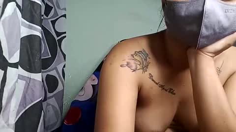 Snapshot of savannahot833323 chatting on 28, 11, 2025 Y online show from 28, 11, 2025