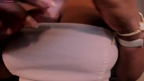 S a v a n n a h  online show from 8, 10, 2025