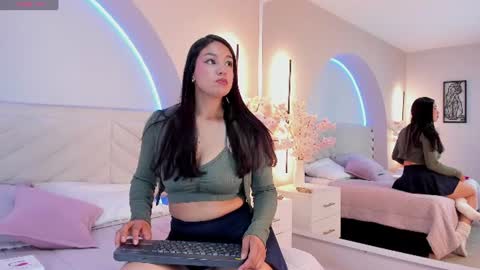 Snapshot of savina_ricci chatting on 24, 6, 2026 savina_ricci online show from 24, 6, 2026