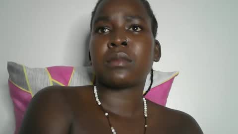 Snapshot of savivore chatting on 7, 10, 2025 savivore online show from 7, 10, 2025